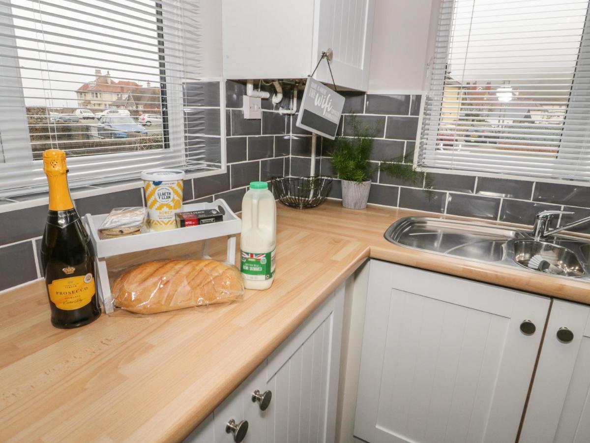 31 Lloyd Street West Villa Llandudno Bagian luar foto
