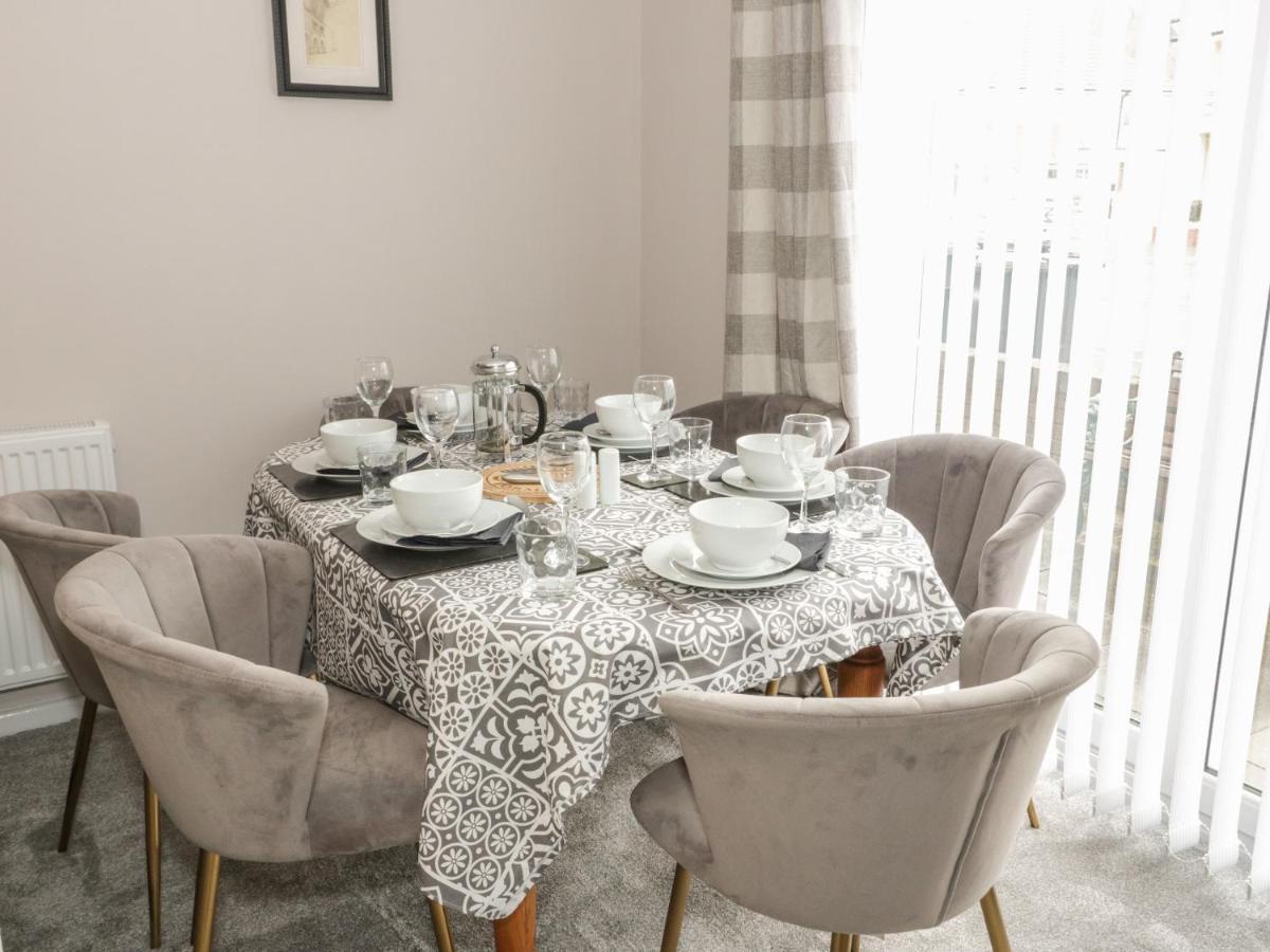 31 Lloyd Street West Villa Llandudno Bagian luar foto